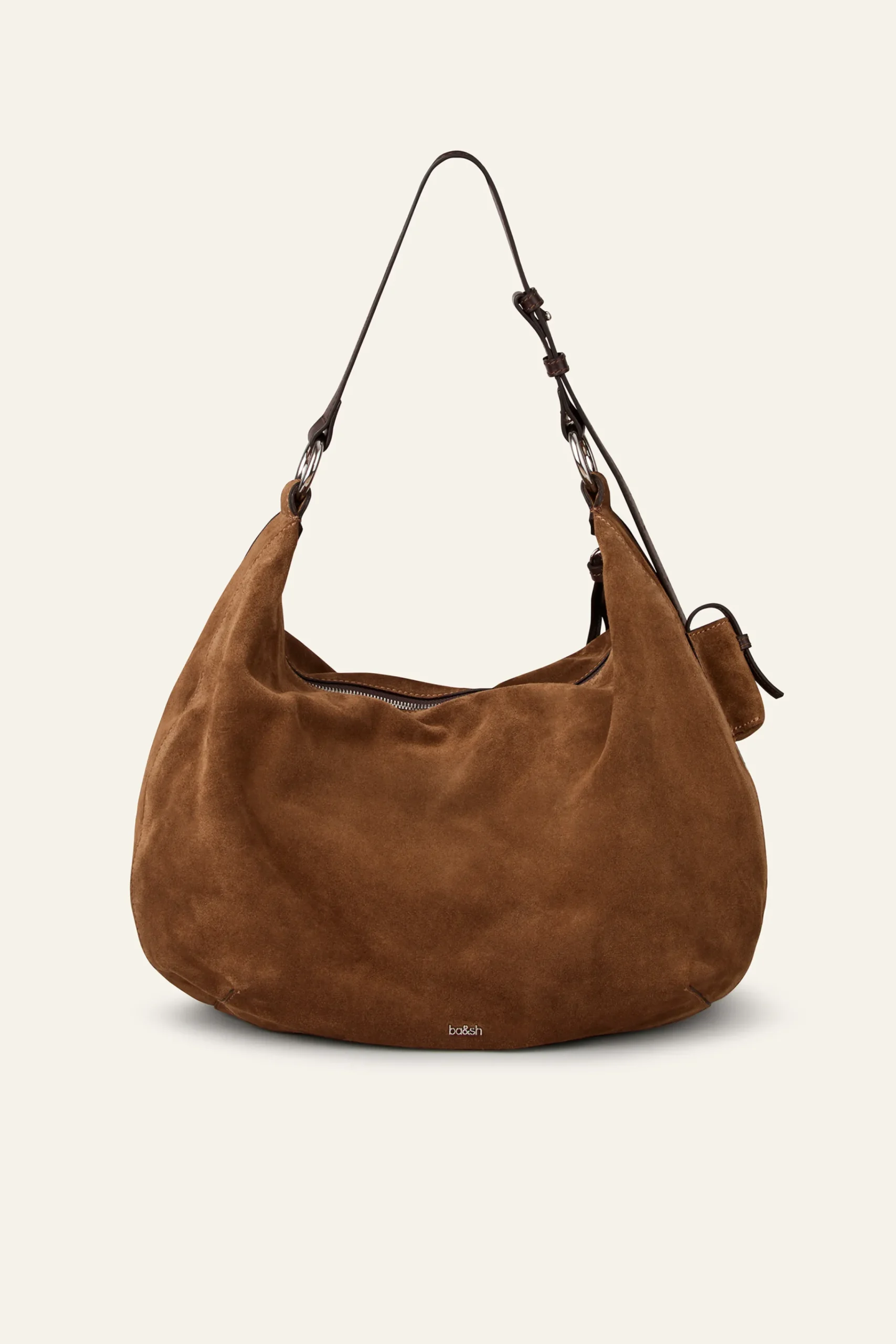 ARYA< Outlet