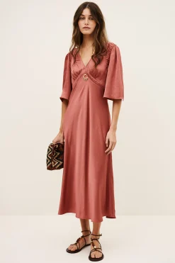 CHARLOTTE< Sale