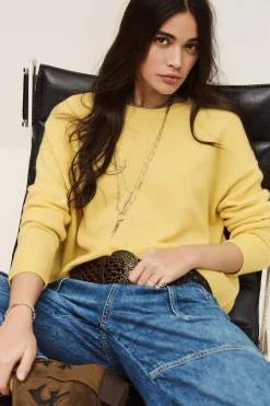 CHAYA< Hot