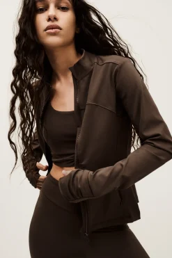 GLADYS< Best