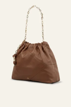 JUNE< Outlet
