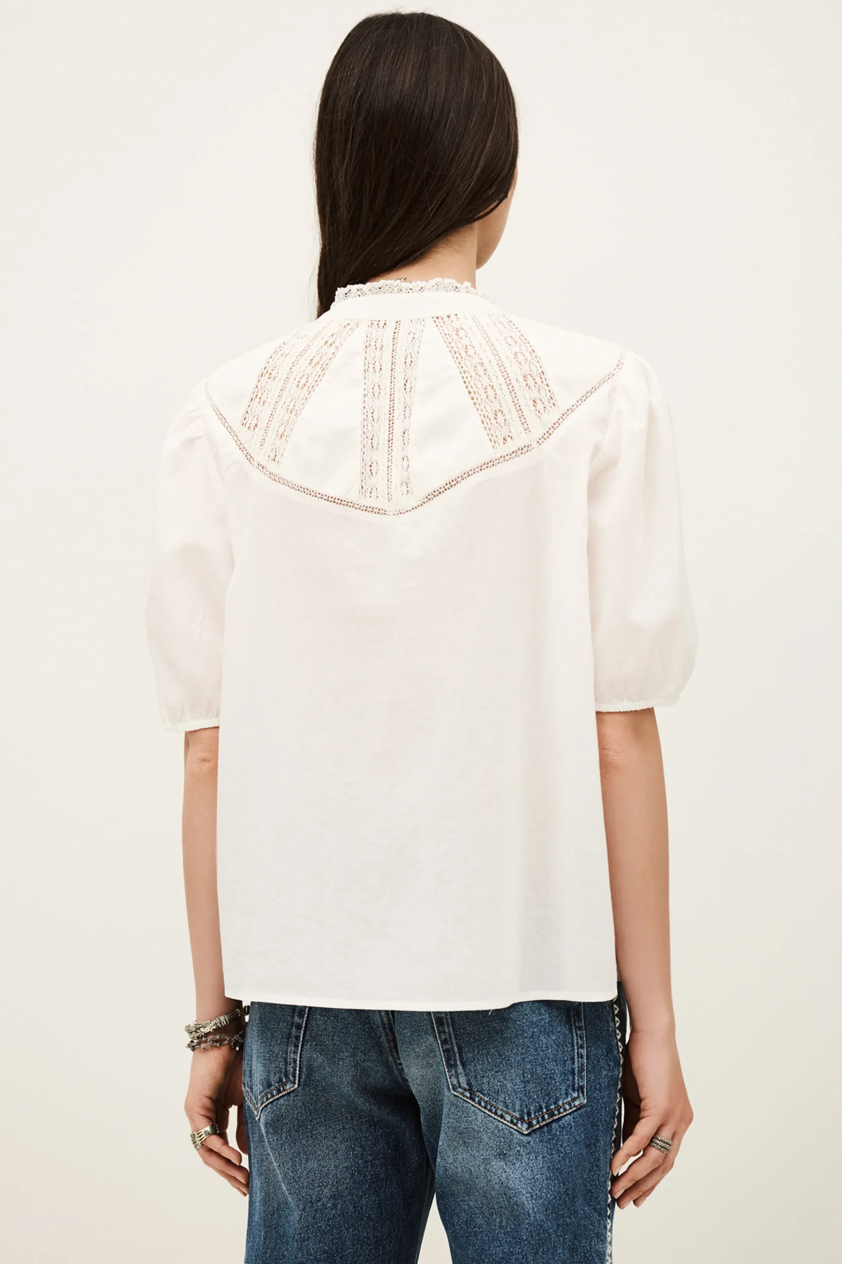 NELLA< Clearance
