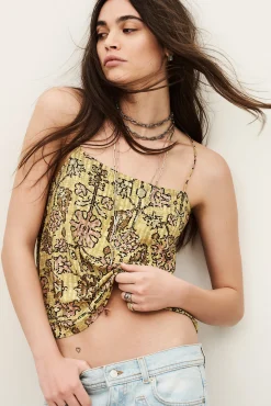 PAMELA< Hot