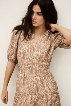 TANYSSA< New