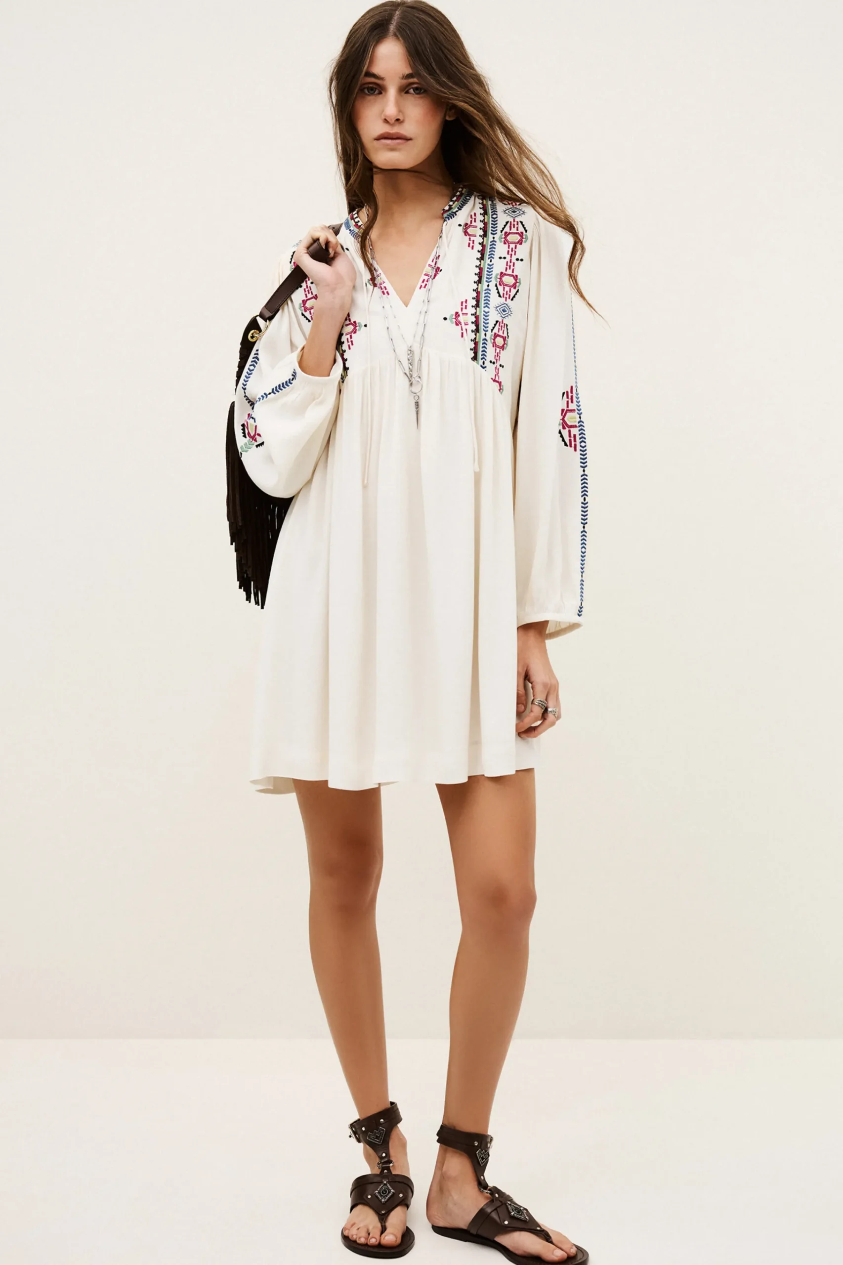 TELMA< Outlet